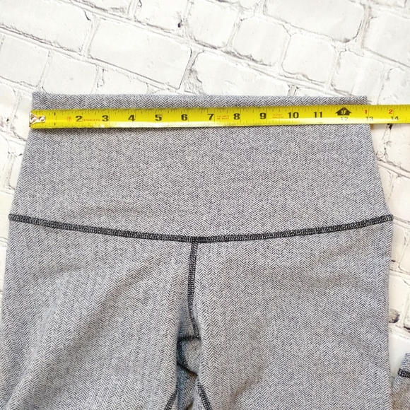 Lululemon wunder under herringbone leggings *READ* - Picture 2 of 7